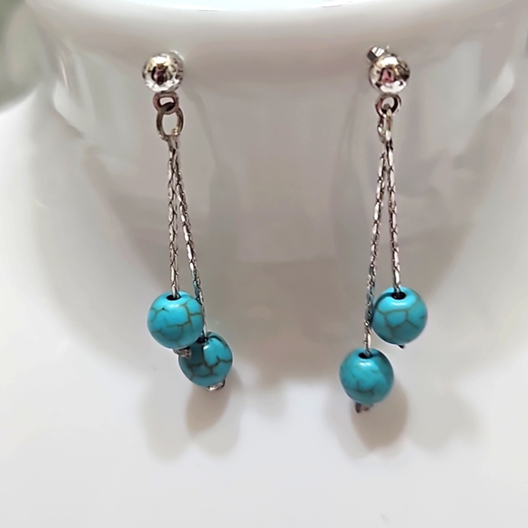 Jewelry - Turquoise Dangle Earrings